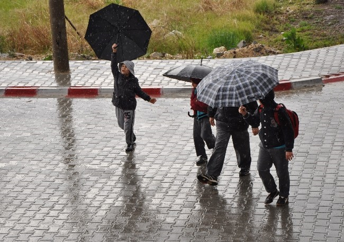 Öğrencinin Yağmur Sevinci