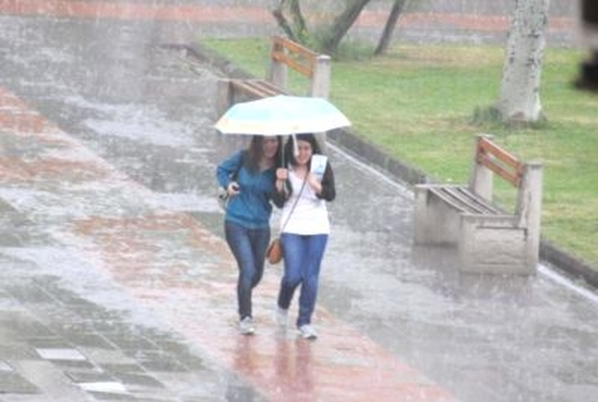 Son Yağışlar İstanbul\'a 10 Günlük Su Getirdi