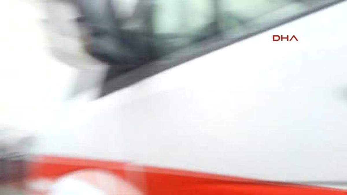 Stüdyoda Çekim Sırasında Çökme : 15 Yaralı
