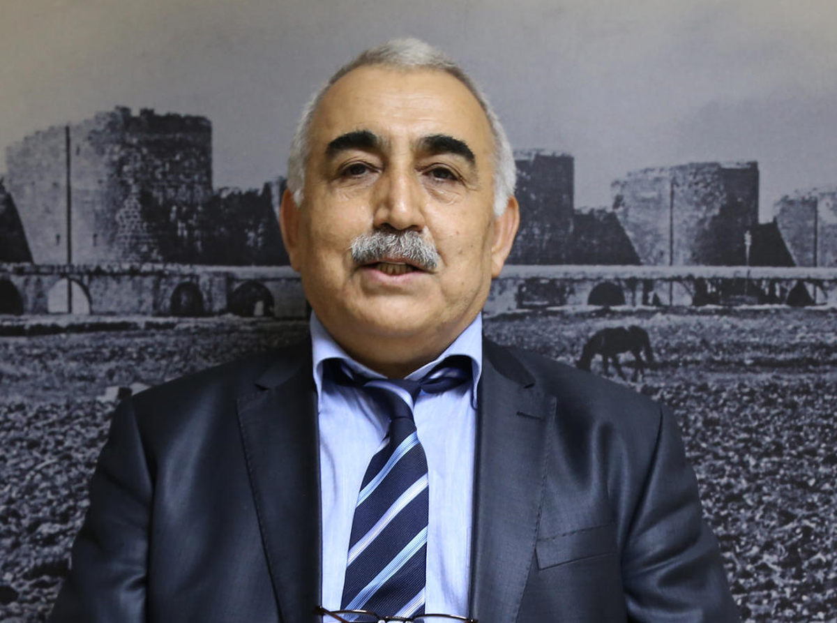 Sur Belediyesi, 4 Dilde Tabela Astı