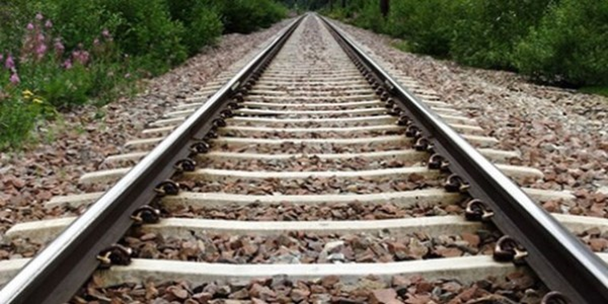 Tren Rayını Parça Parça Çalmışlar