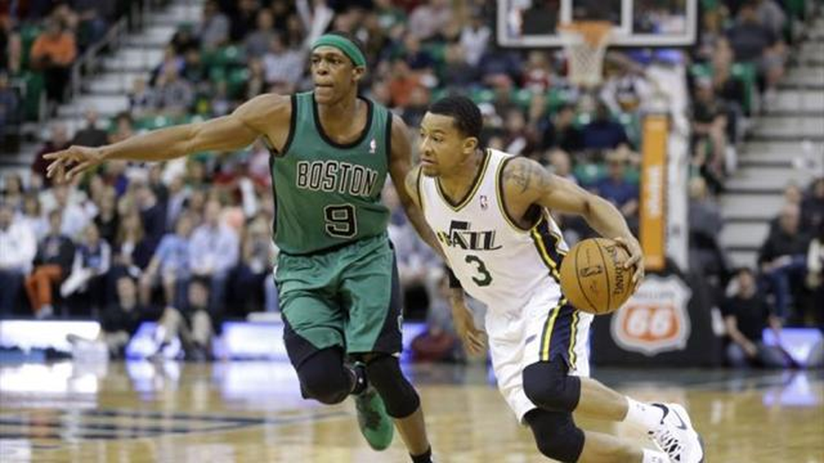 Utah Celtis\'i Farklı Geçti