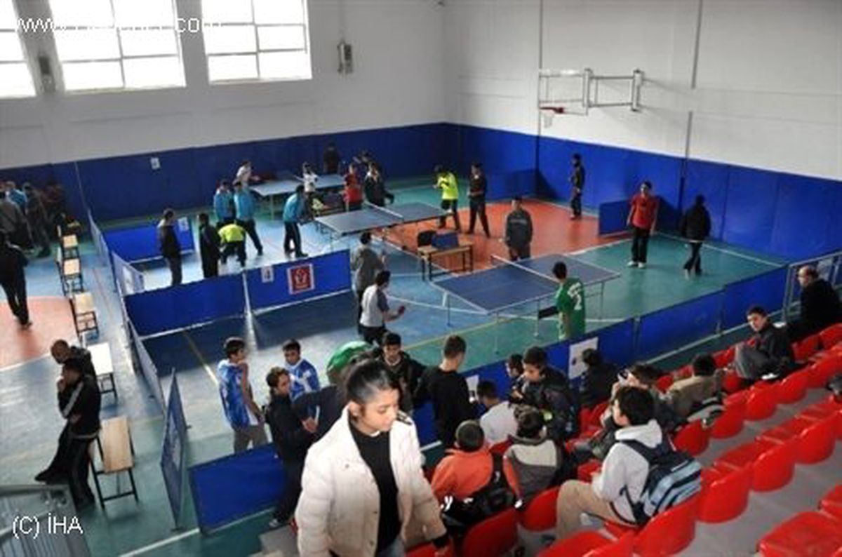 Van\'da Okul Sporları Müsabakaları Devam Ediyor