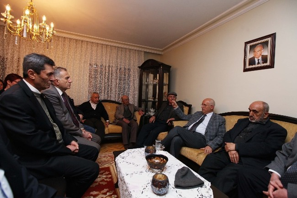 Yenimahalleliler Kapılarını Yaşar\'a Açtı