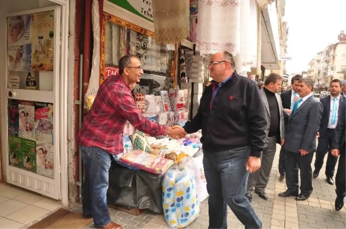 AK Parti Adayı Barut, Esnafı Ziyaret Etti