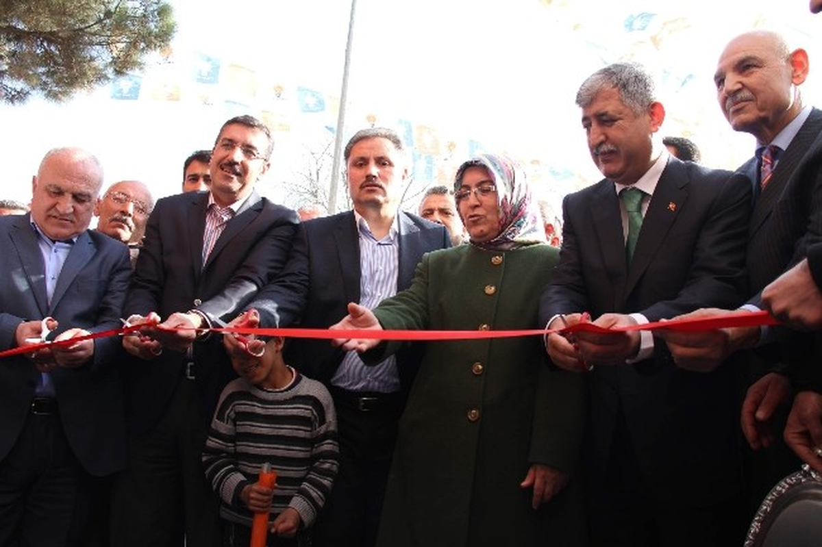 AK Parti Dilek Seçim Bürosu Törenle Açıldı