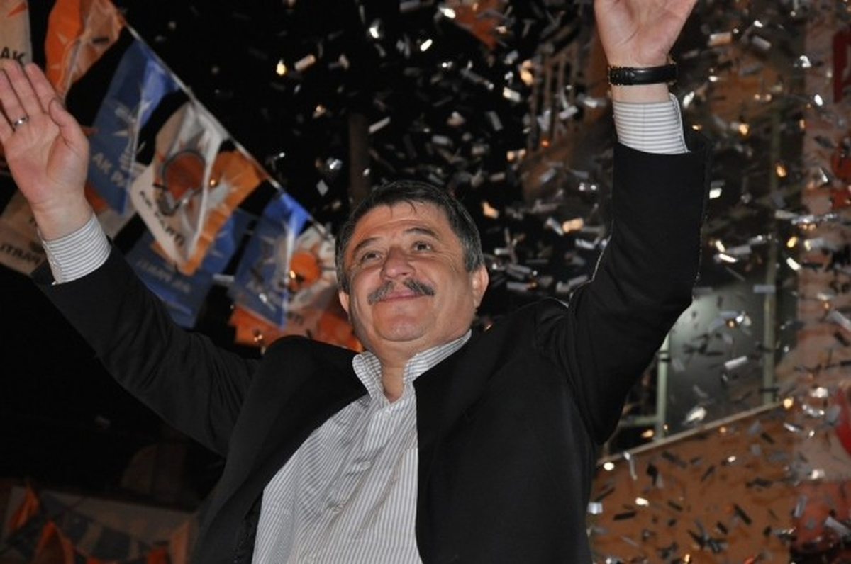 AK Parti Manisa Büyükşehir Belediye Başkan Adayı Hüseyin Tanrıverdi Açıklaması