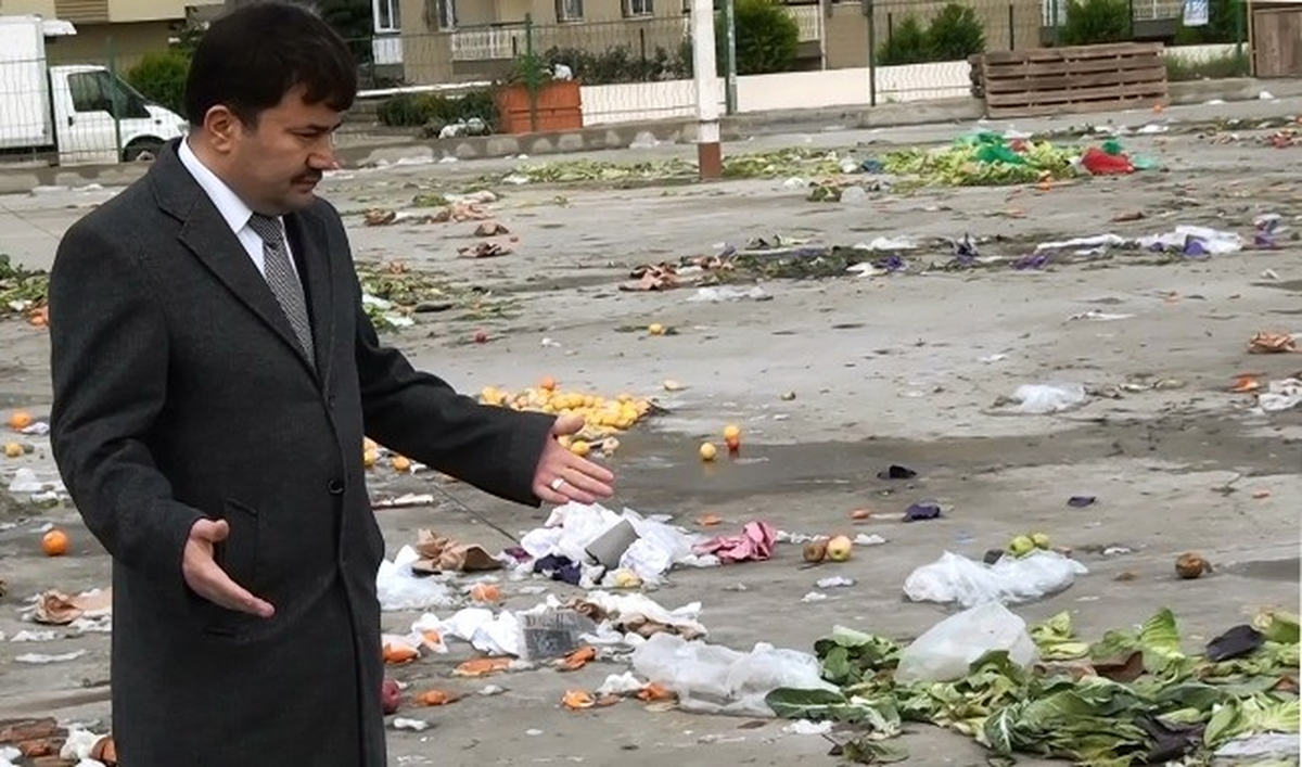 Ak Partili Yılmaz\'dan Çöp" İsyanı