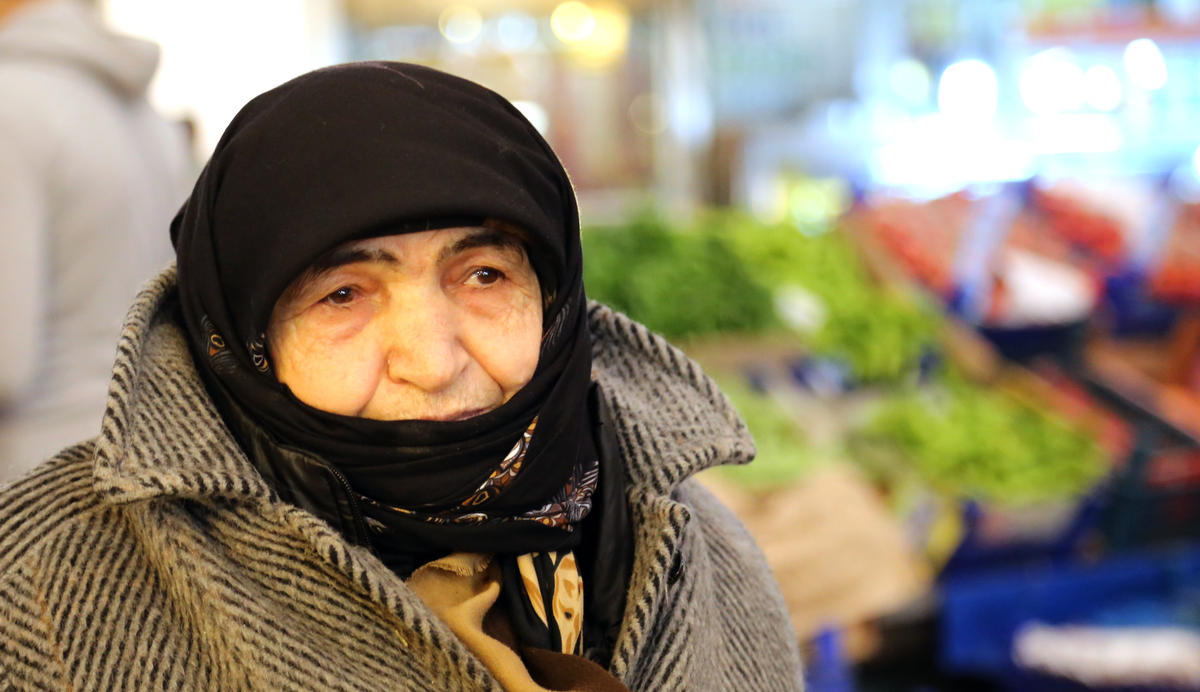 Asırlık Kadınlar Pazarı\'nın Son "Kadın" Pazarcıları
