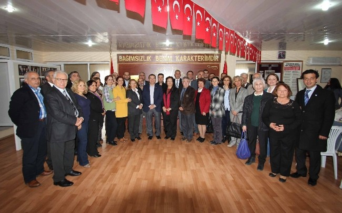 Başkan Batur\'a Esnaf Desteği
