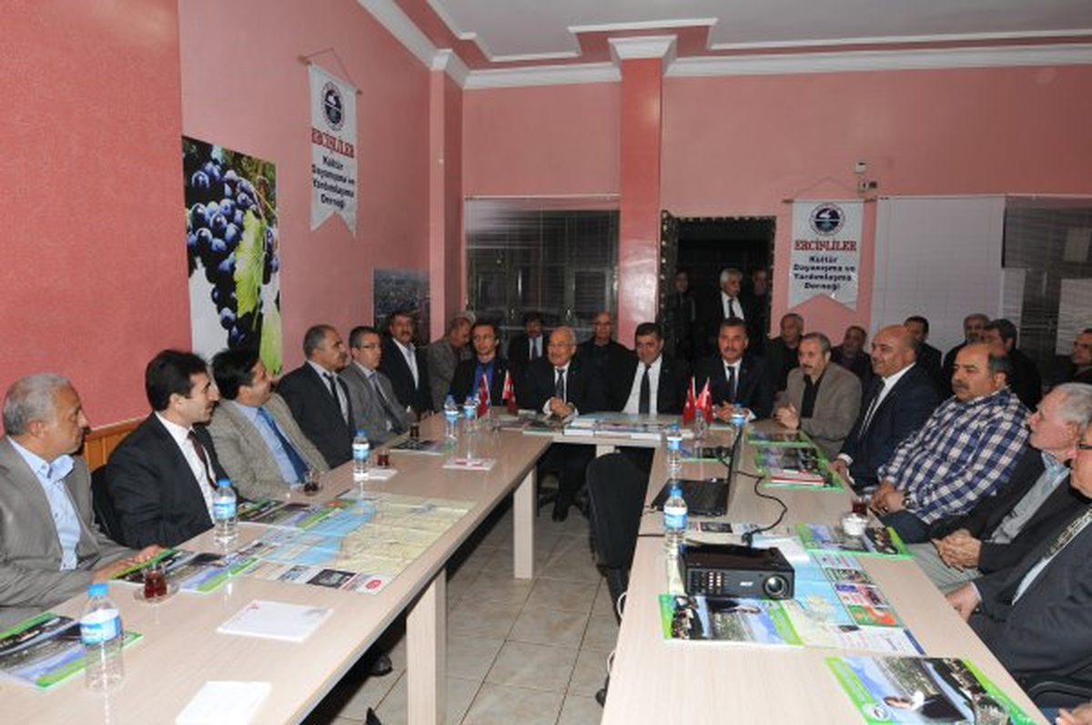 MHP Mersin Adayı Kocamaz: Biz Hizmete Talibiz