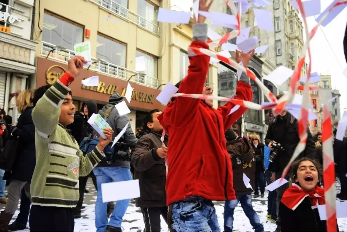 CHP\'den Taksim\'de Eylem