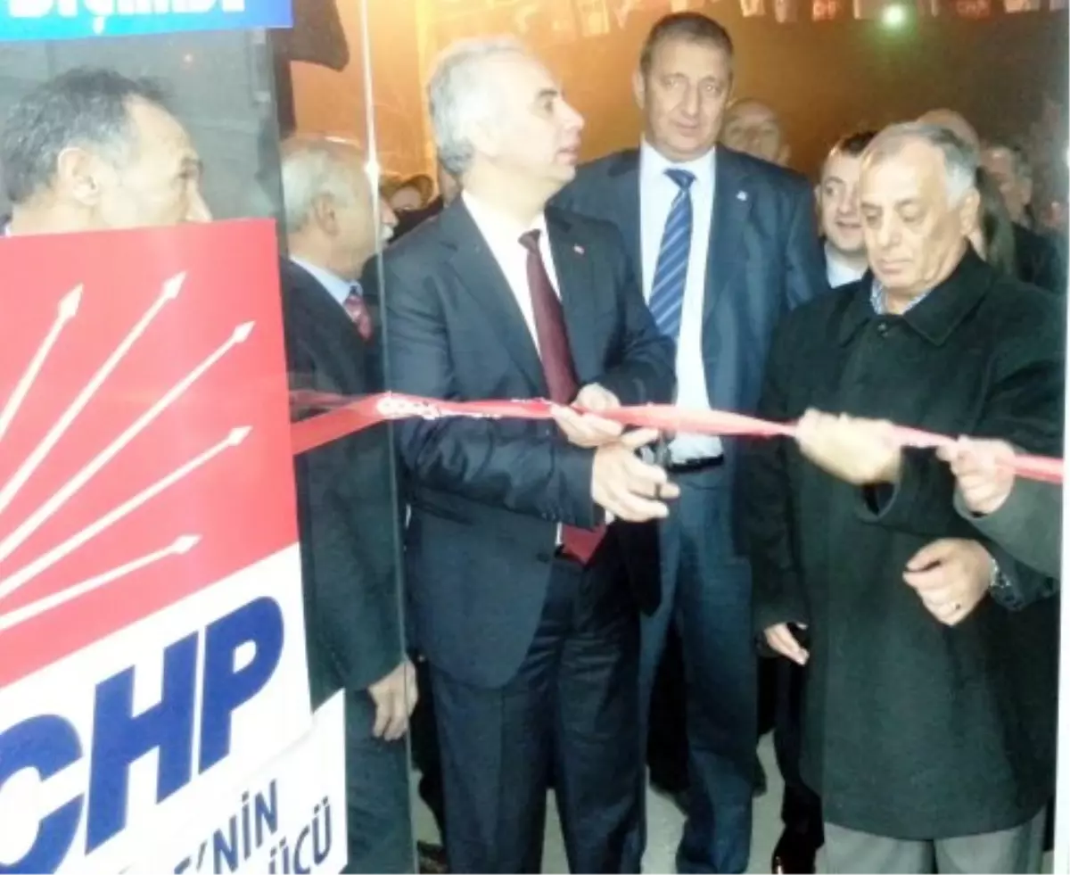 CHP Konak\'ta Bir Seçim Bürosu Daha Açtı