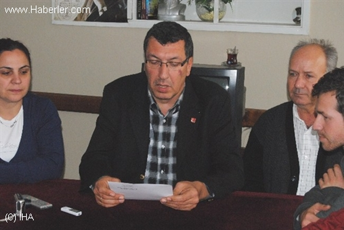 İzmir\'de CHP\'li Başkandan Dolarlı Peçete