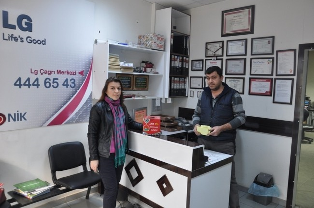Düzce Gençlik Merkezi Atık Pilleri Topluyor