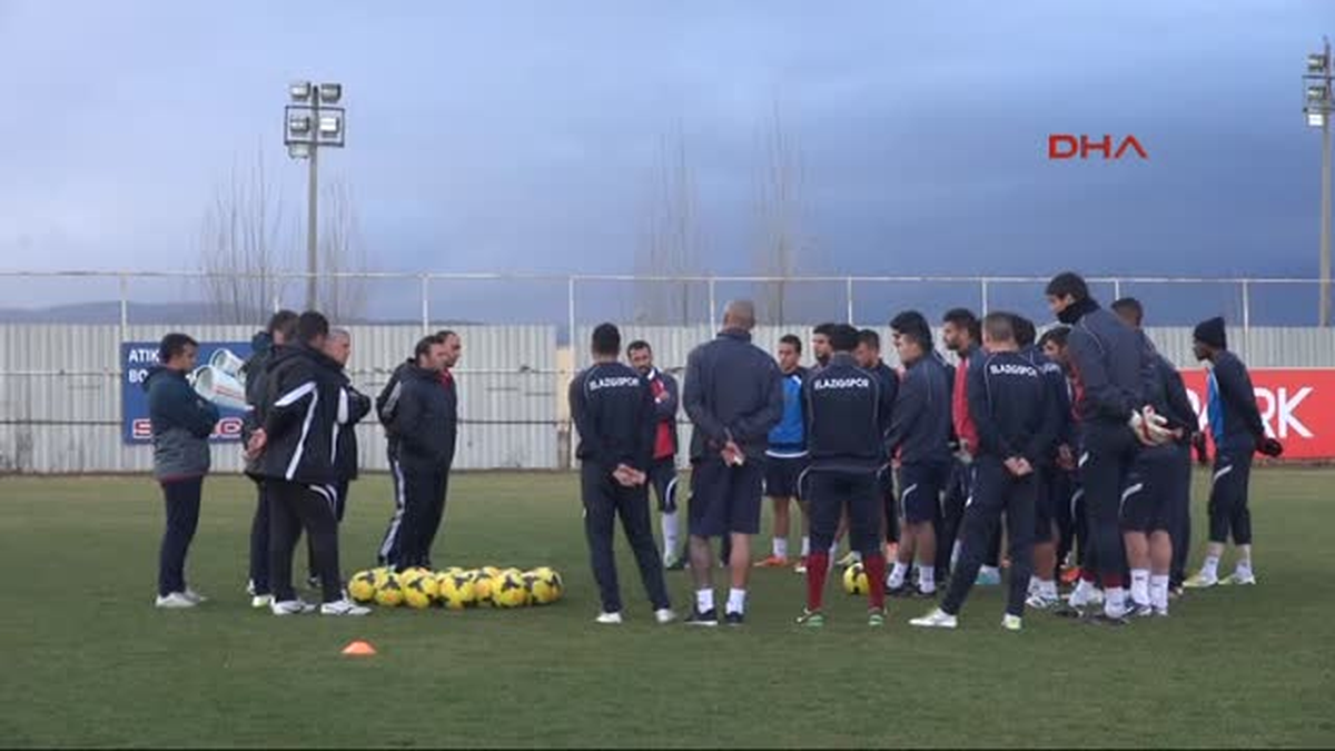 Elazığspor, Sivasspor\'a Bileniyor