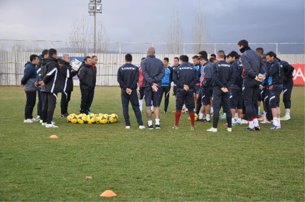 Elazığspor, Sivasspor Maçının Hazırlıklarına Başladı