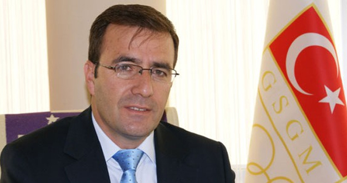 \'Emin Adımlarla Yürüyeceğiz"