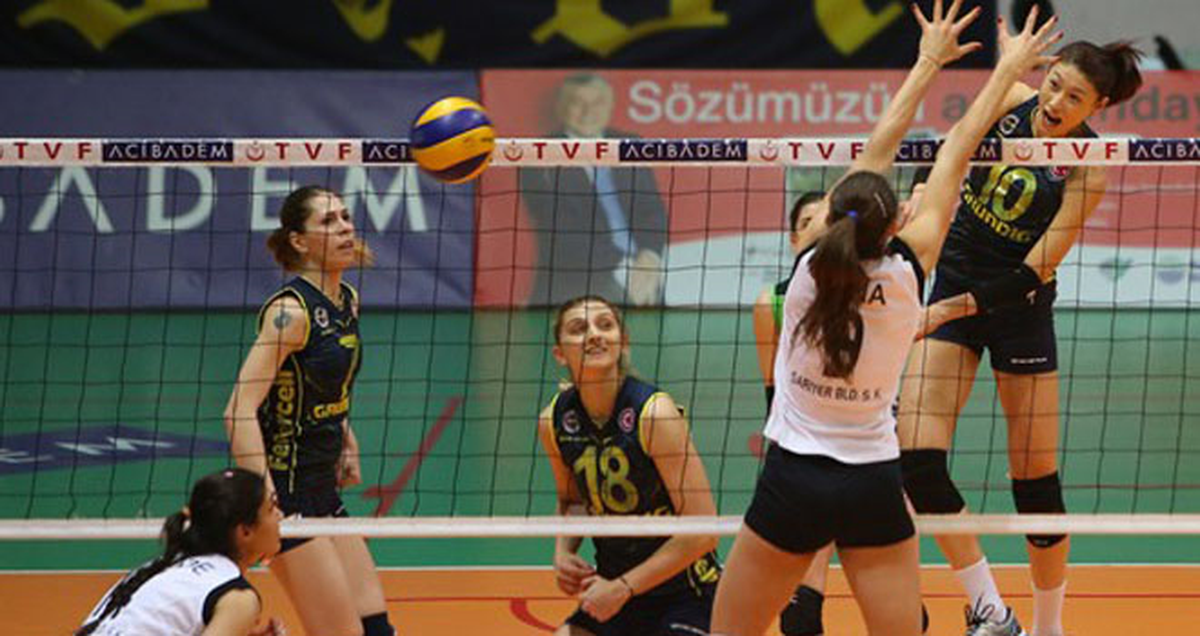 Fenerbahçe Koltuğu Bırakmıyor