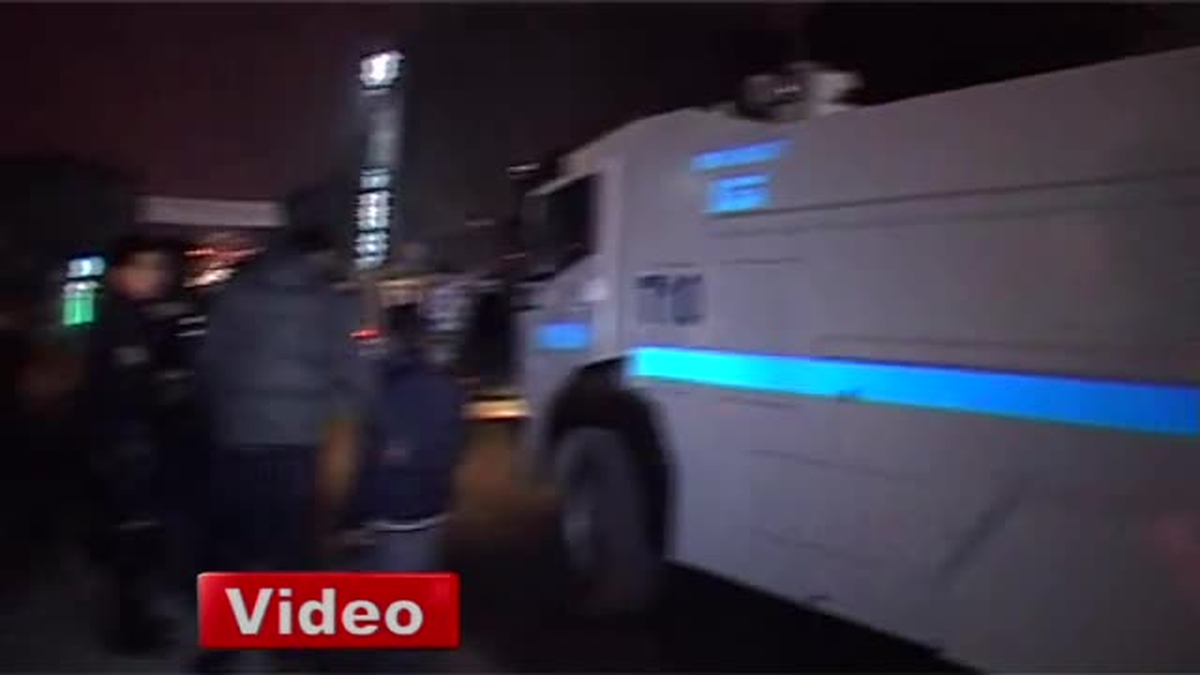 Gazi Mahallesi\'nde Eyleme Polis Müdahalesi