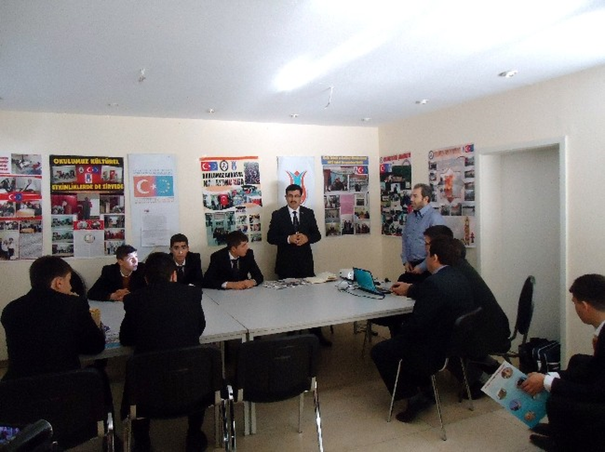 Gediz Teknik ve Endüstri Meslek Lisesi "Ab Isı Yalıtım Teknikleri" Proje Ekibi Almanya\'da