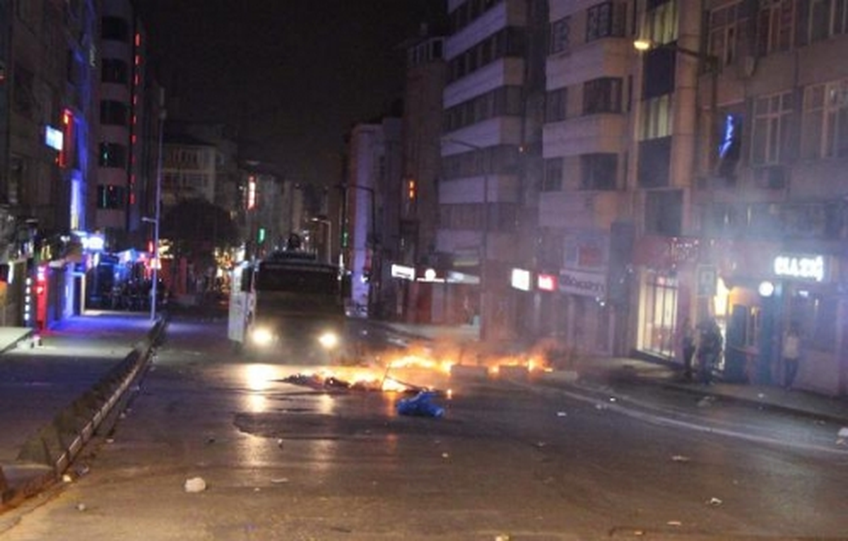 Kadıköy\'de Polis Müdahalesi