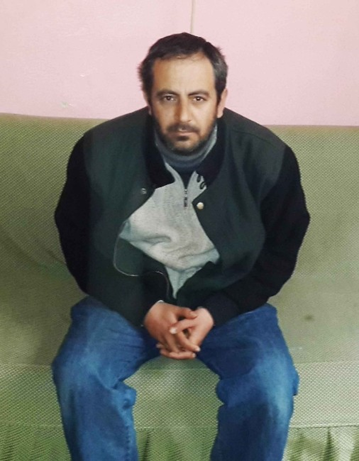 Hastalığından Dolayı Ailesine Bakamıyor