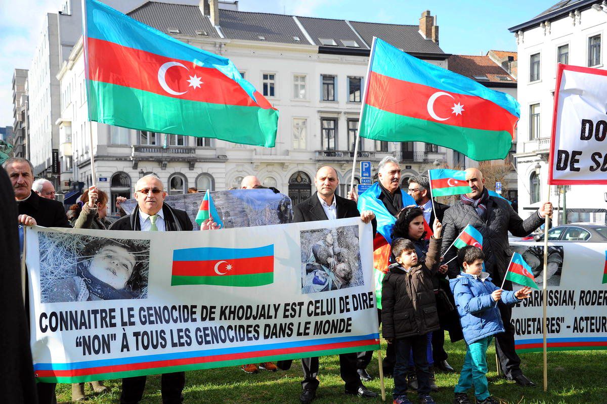 Hocalı Katliamı Brüksel\'de Protesto Edildi