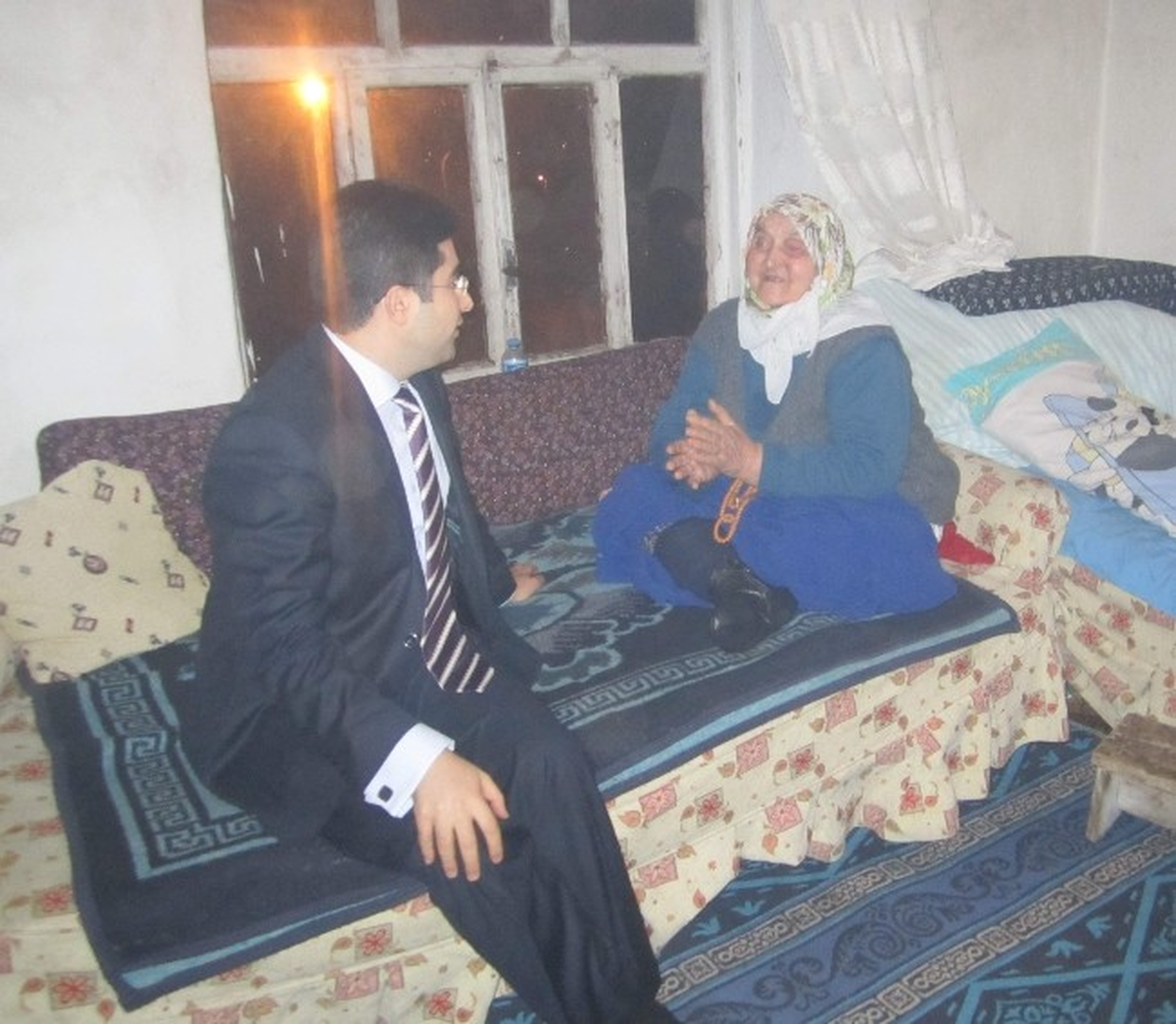 Uğurludağ Kaymakamı Gümüşçüoğlu\'ndan Yaşlılara Ev Ziyareti