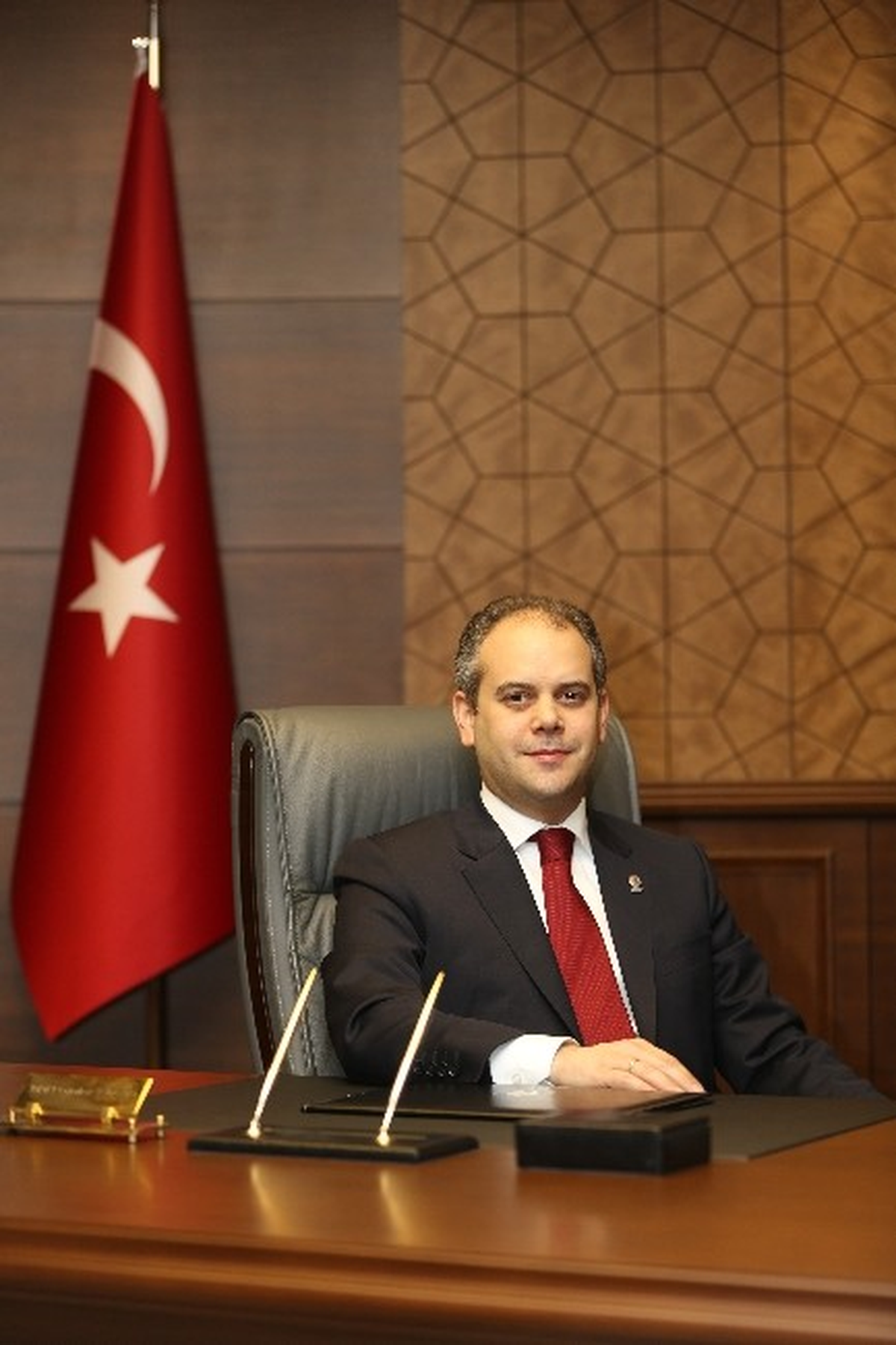 Bakan Kılıç, Mersin\'de Ödül Törenine Katıldı