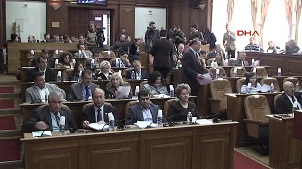 Kosova\'da Prizren Belediyesi\'ne 2 Türk Müdür Atandı