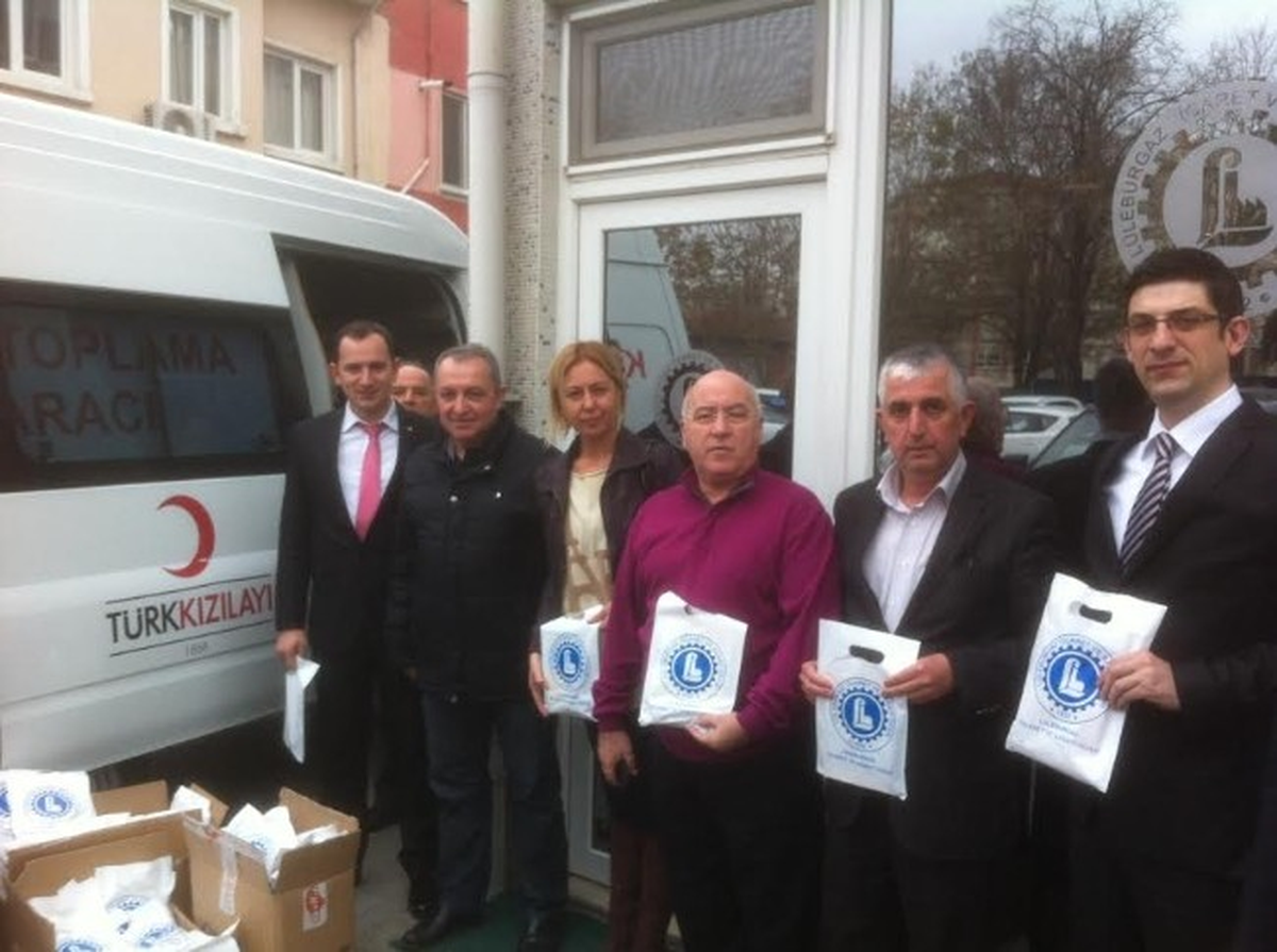 Lüleburgaz TSO\'dan Kızılay Kan Merkezine Yardım
