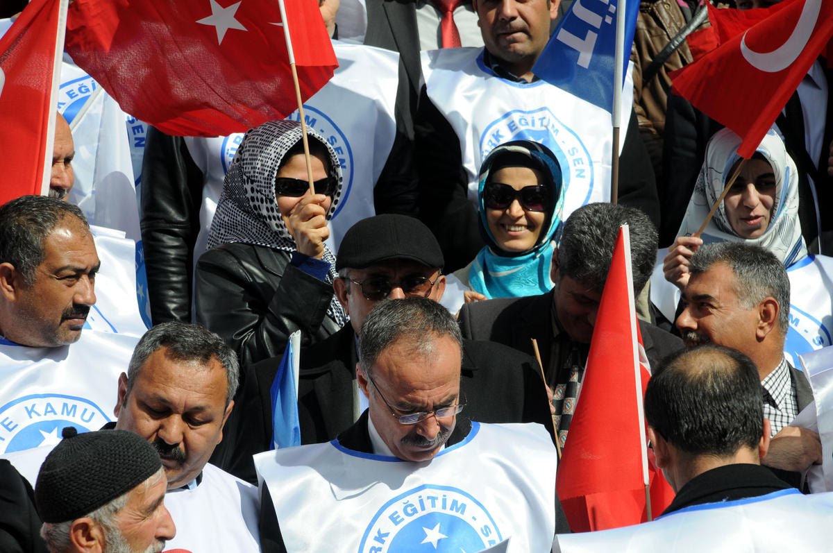 MEB Yasa Tasarısı"Na Protesto