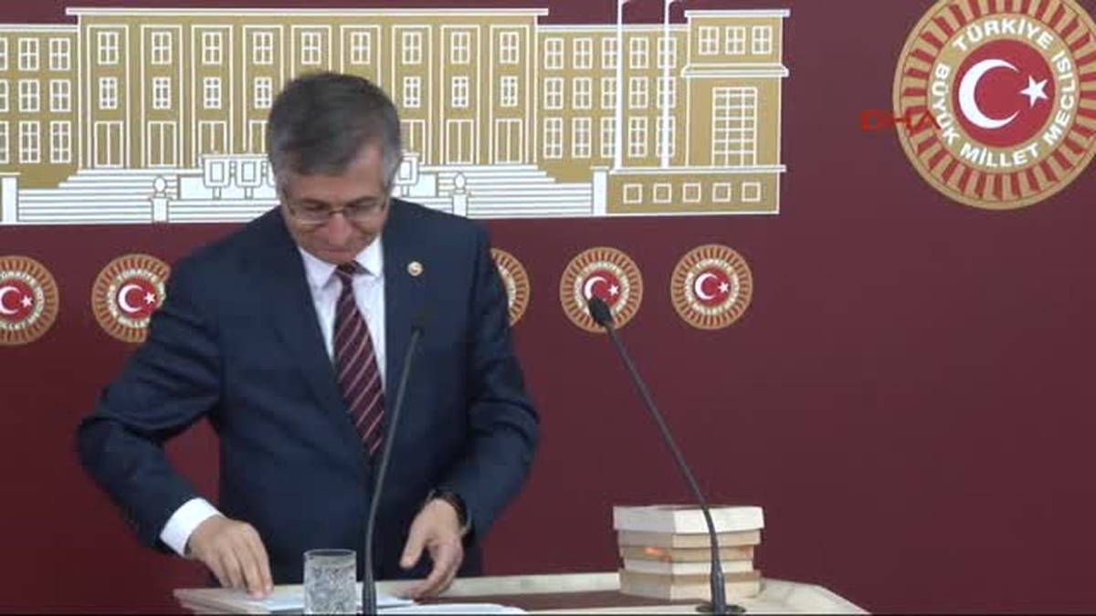 MHP Milletvekili Özcan Yeniçeri, TBMM\'de Basın Toplantısı Düzenledi.