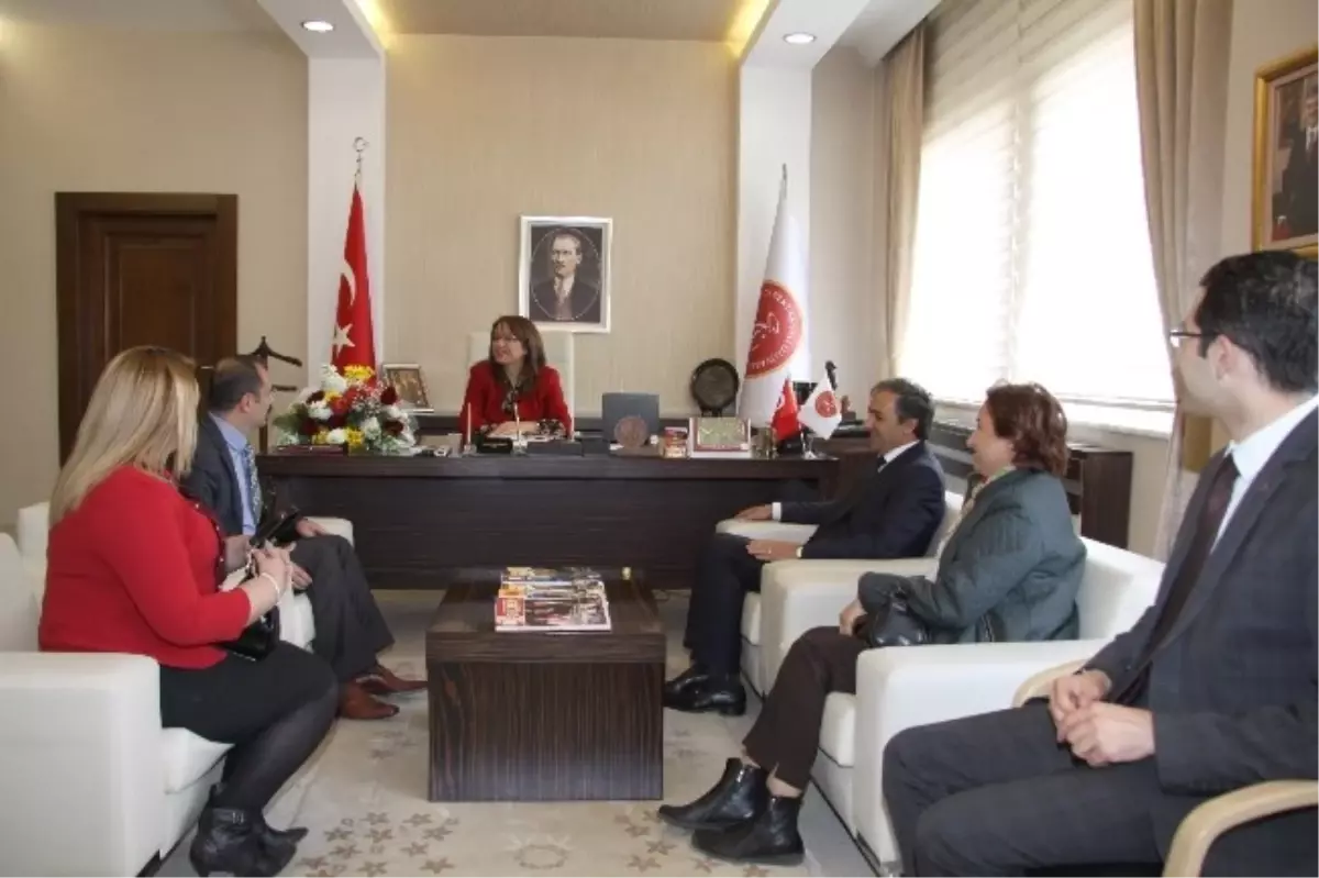 MHP ve CHP Belediye Başkan Adaylarından Rektör Kılıç\'a Ziyaret