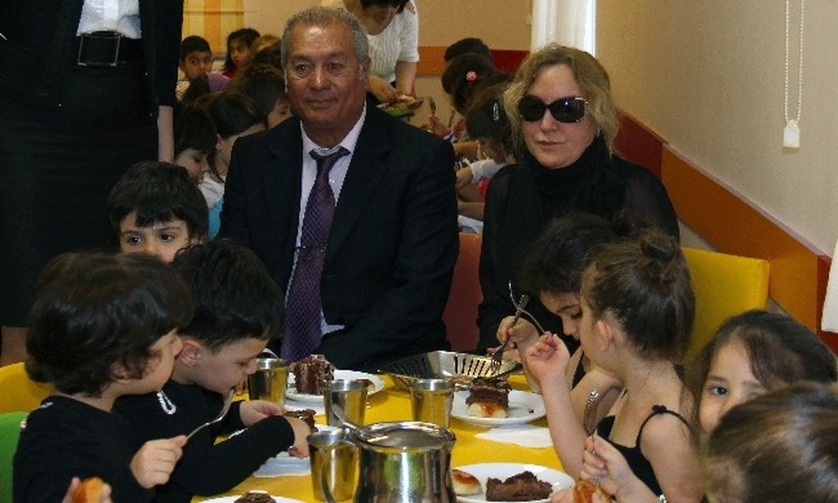 Minikler Togan Özliyen\'i Andı