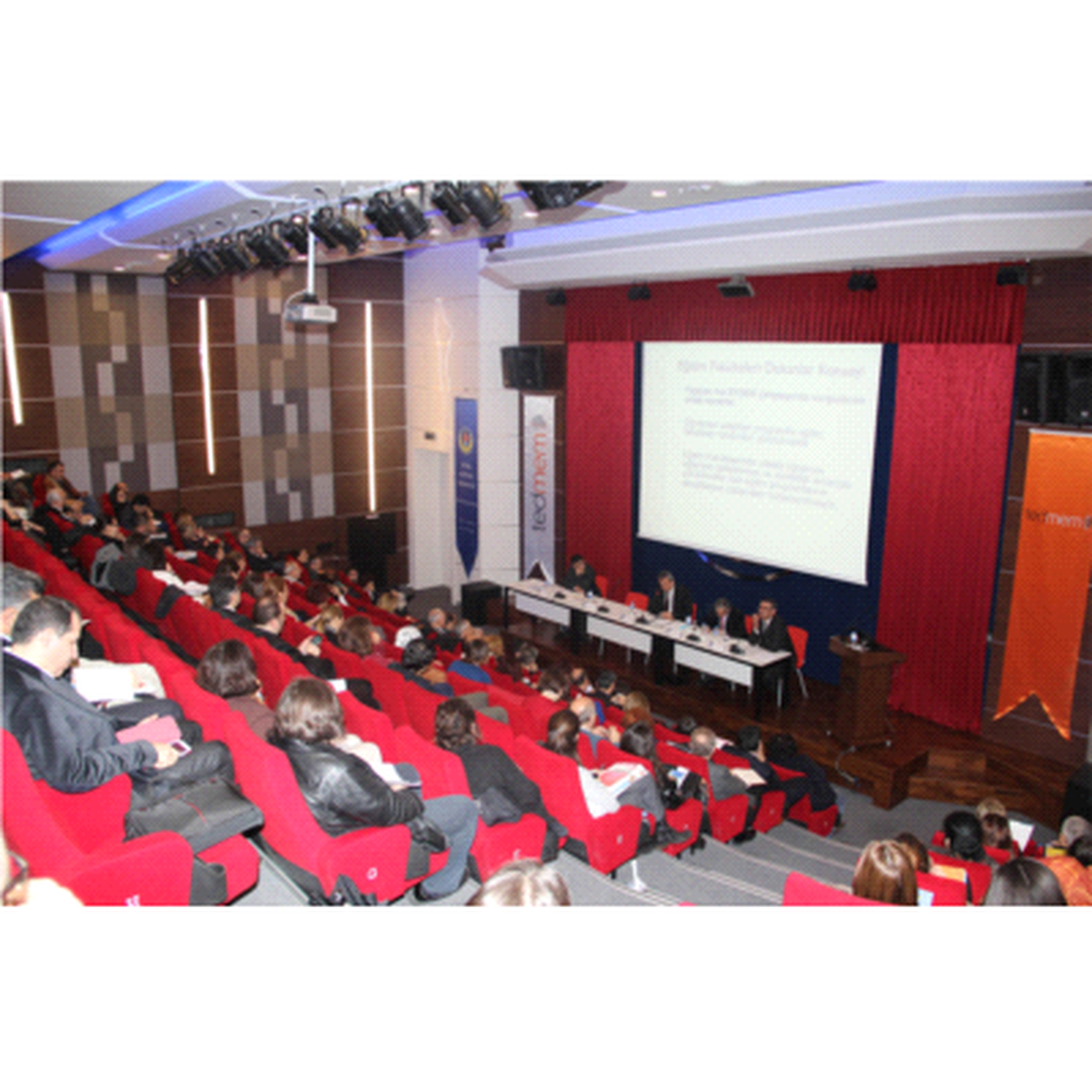 Öğretmen İstihdam Politikaları, Tedmem\'in Düzenlediği Panelde Konunun Paydaşlarıyla Ele Alındı