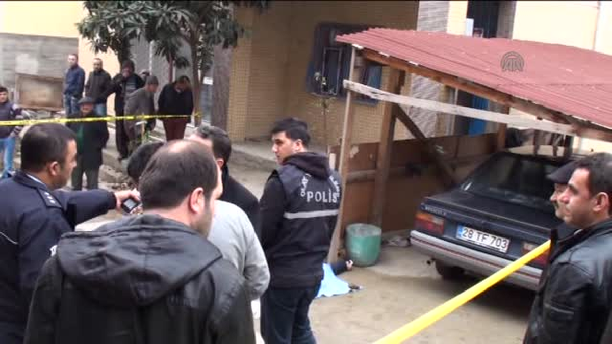 Oksijen tüpünü açamayınca hayatını kaybetti -