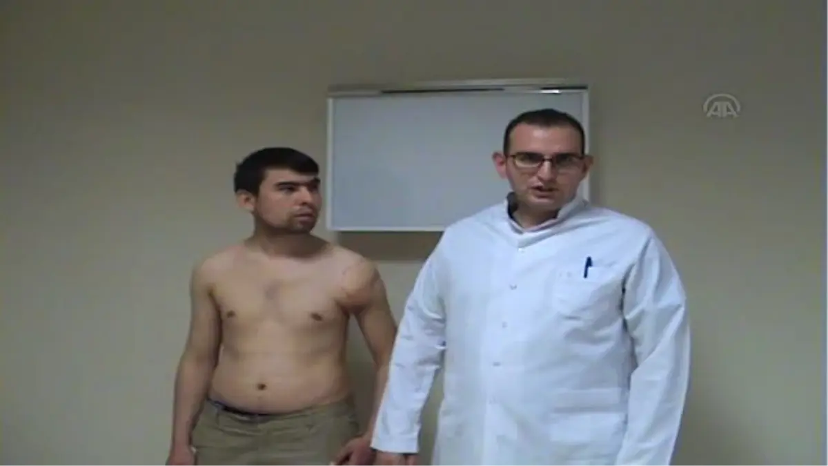 Omzuna sırtından doku nakledildi -