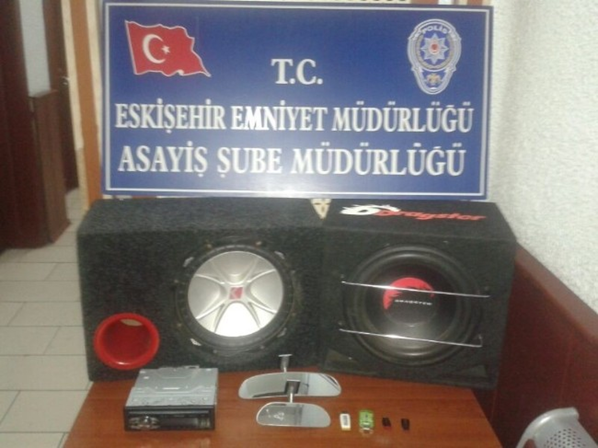 Oto Fareleri Yakayı Ele Verdi
