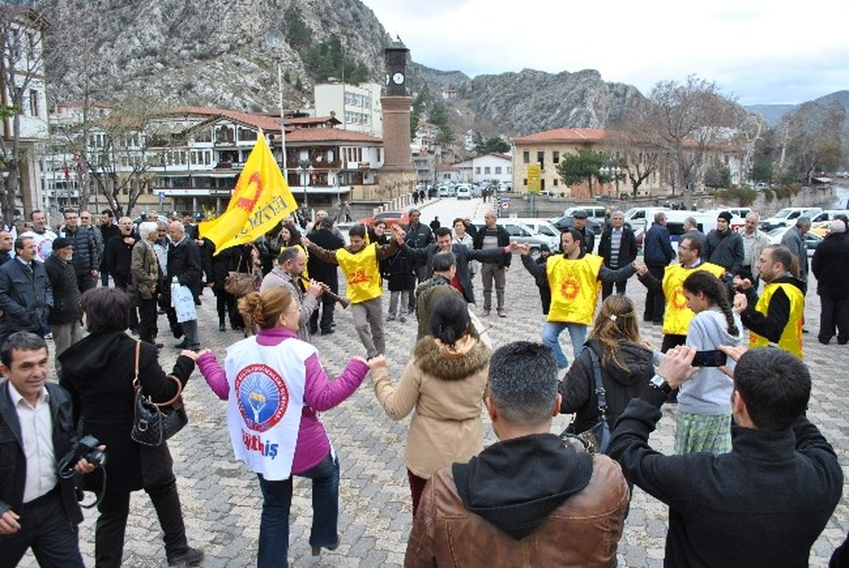 Sendikalardan \'Meb Yasa Tasarısı\' Tepkisi