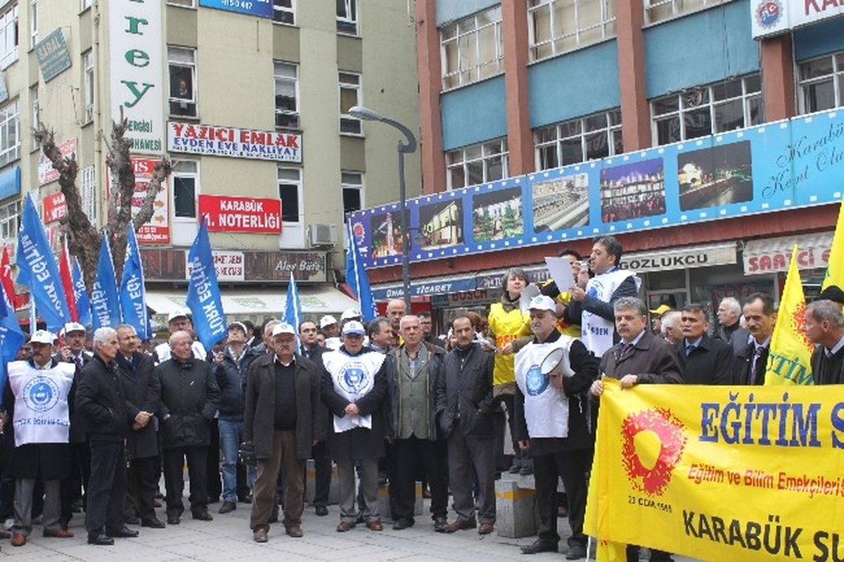 Sendikalardan \'Meb Yasa Tasarısı\' Tepkisi