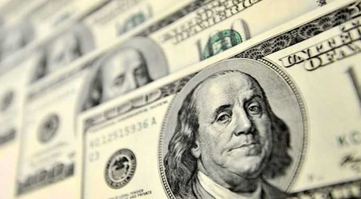 Dolar 2,2060, Avro 3,0300 Liradan Güne Başladı