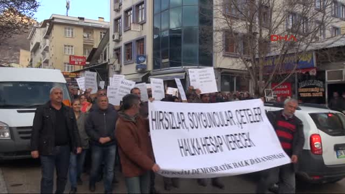 Tunceli\'de Yolsuzluk Protestosu