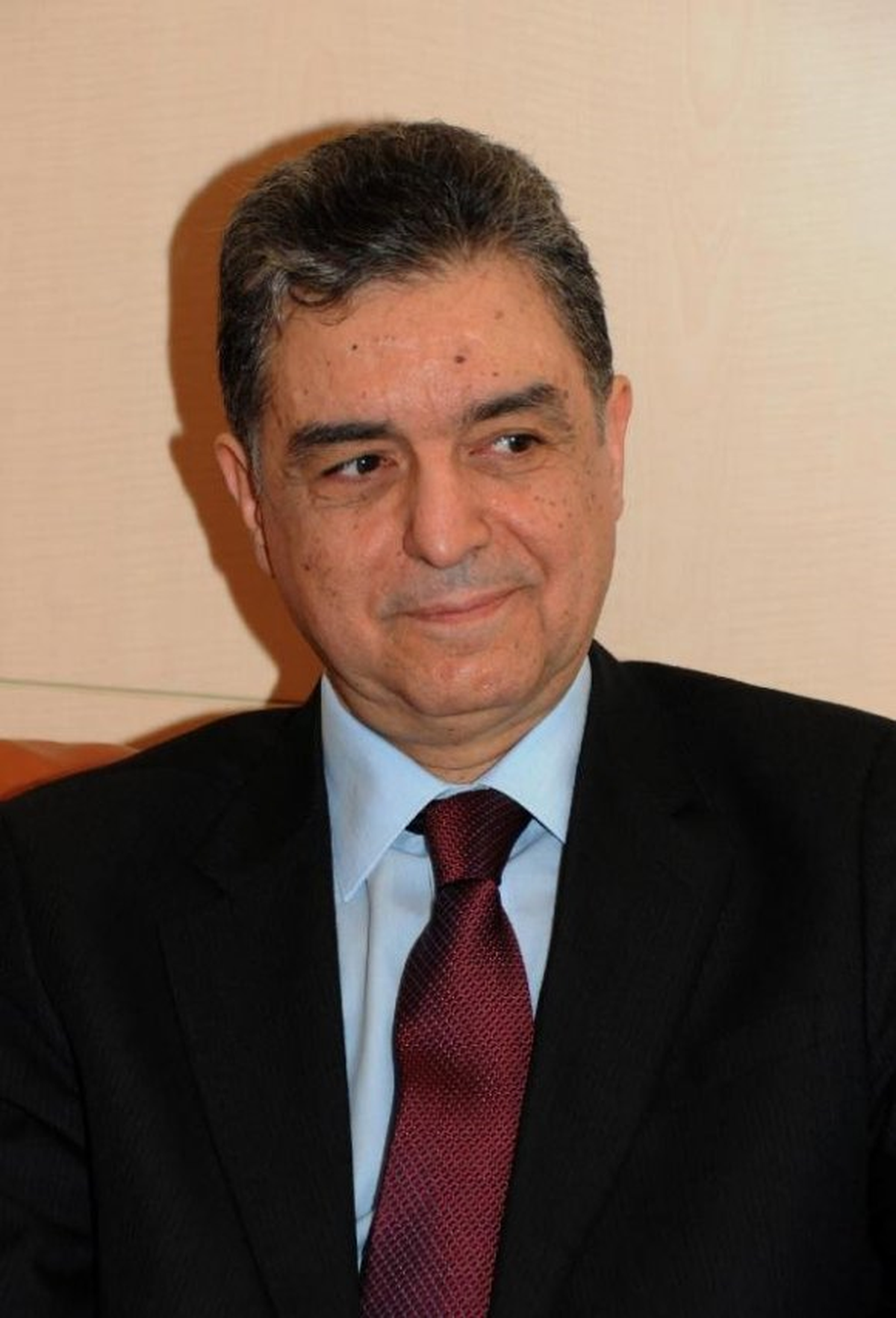 Tunus, Yeni Demokrasisiyle Yatırımcısını Bekliyor