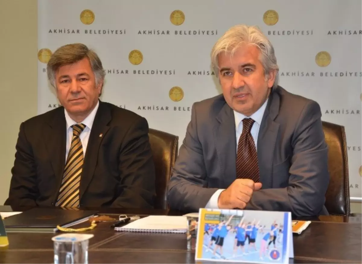 Türkiye\'de İlk Kez Manisa\'da Sporcu Profili Projesi Hayata Geçti