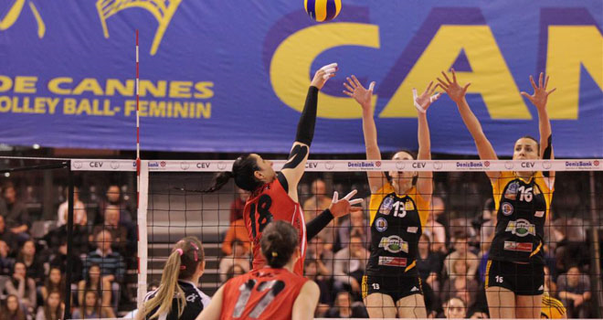 Vakıfbank Dörtlü Final\'de