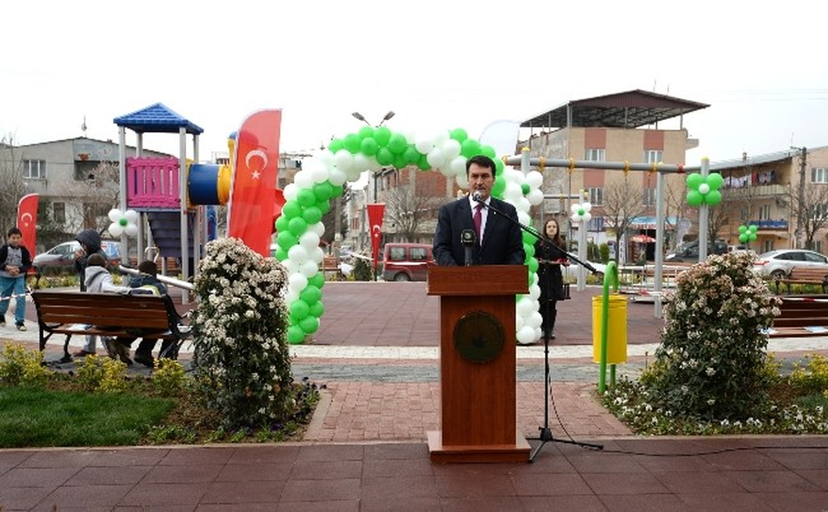Yenibağlar Harbiye Parkı Hizmete Açıldı