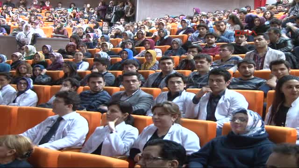 Yüz Nakli Uzmanı Ömer Özkan Elazığ\'da Öğrencilerle Buluştu