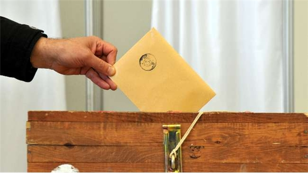 30 Mart\'ta 52 Milyon 695 Bin 831 Seçmen Oy Kullanacak
